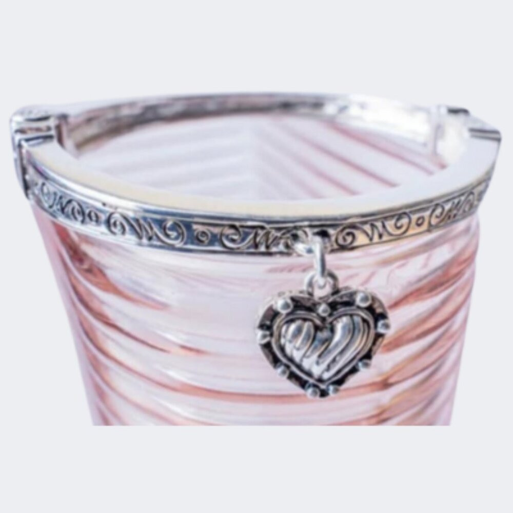 New Silver Tone Heart Charm Stretch Bracelet - Picture 2 of 3